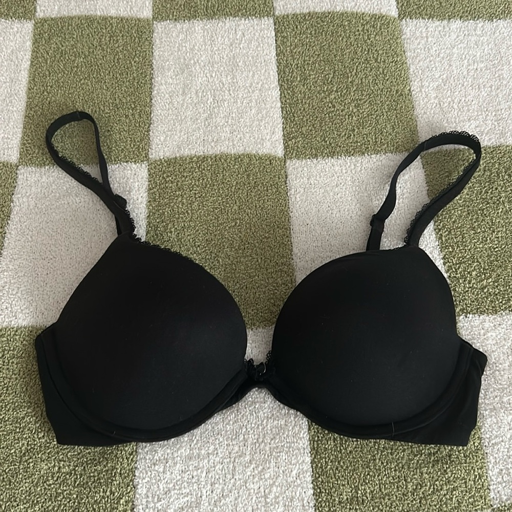Victoria’s Secret Body by Victoria push-up bra